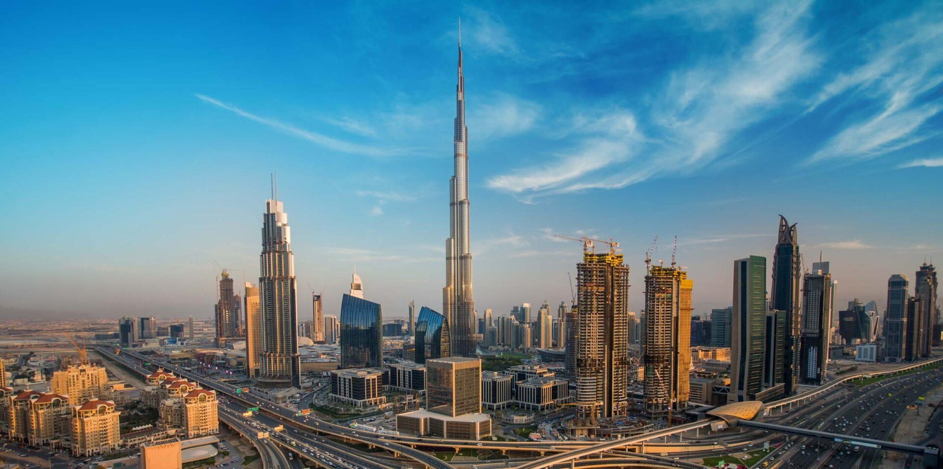 Откройте для себя индивидуальные экскурсии по Дубаю с профессиональным гидом